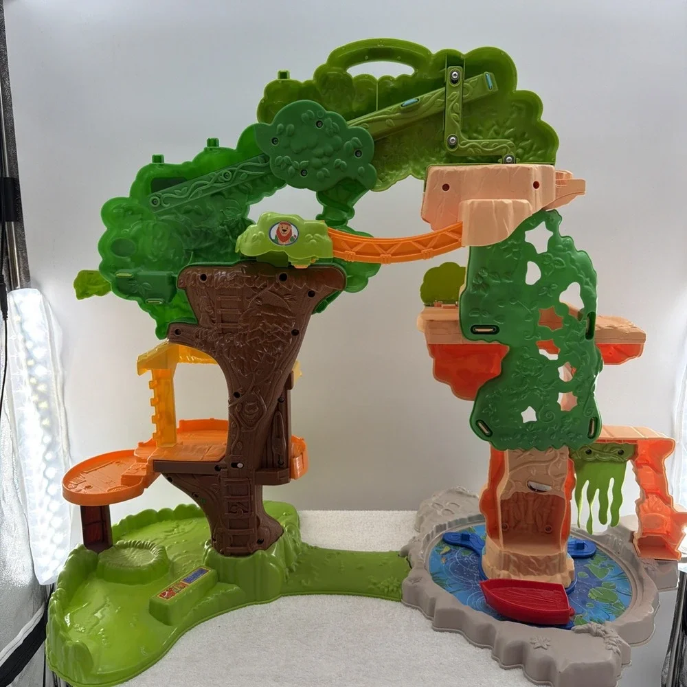 Fisher-Price Little People Share & Care Safari Interactive Playset works